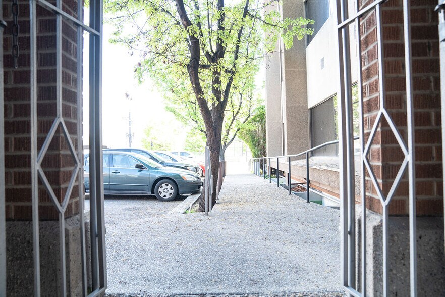 More Photos Of 243 E 400 S, Salt Lake City Office For Lease