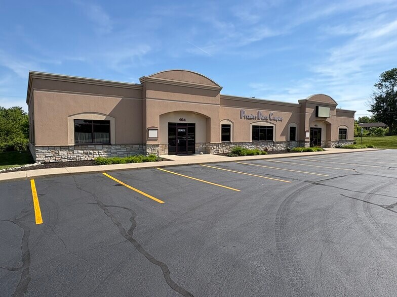 Primary Photo Of 402-404 S Scott Rd, Fort Wayne Showroom For Sale