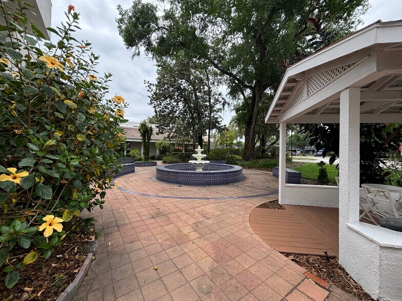 More Photos Of 1750 W Broadway, Oviedo Office For Lease