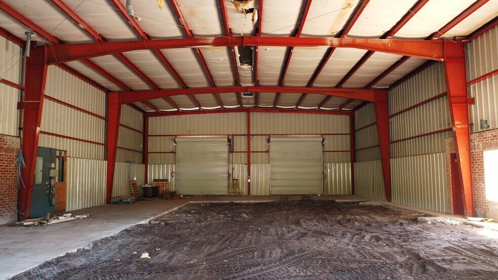 More Photos Of 1996 US Highway 1, Rockledge Light Distribution For Sale