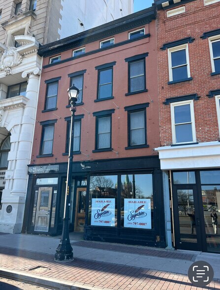 More Photos Of 106 Genesee St, Utica Restaurant For Lease