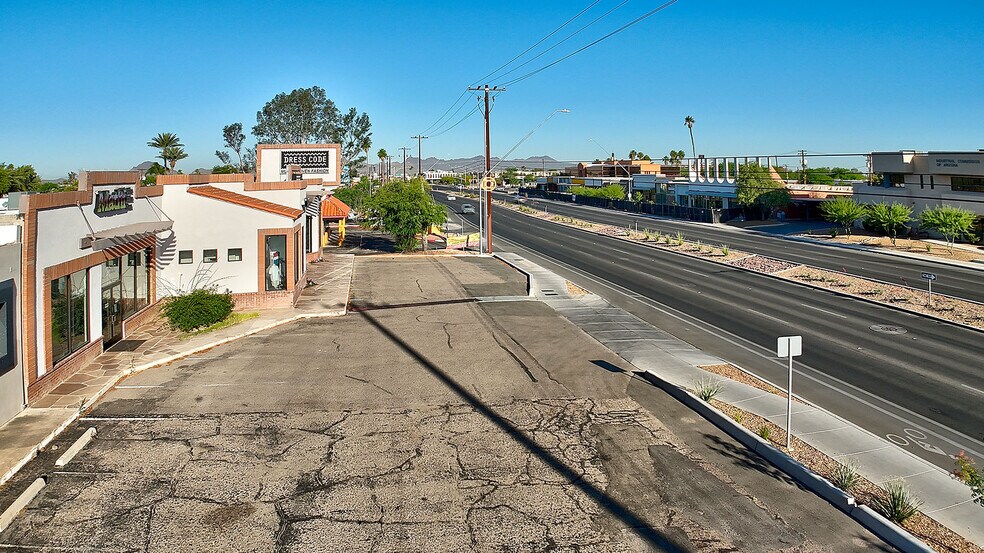 More Photos Of 2636-2640 E Broadway Blvd, Tucson Freestanding For Lease