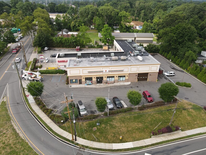 Primary Photo Of 733 Park Ave, Huntington Convenience Store For Sale