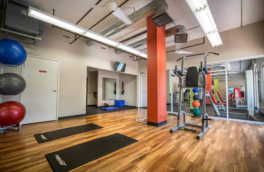 More Photos Of 301-409 N Walker Ave, Oklahoma City Apartments For Lease