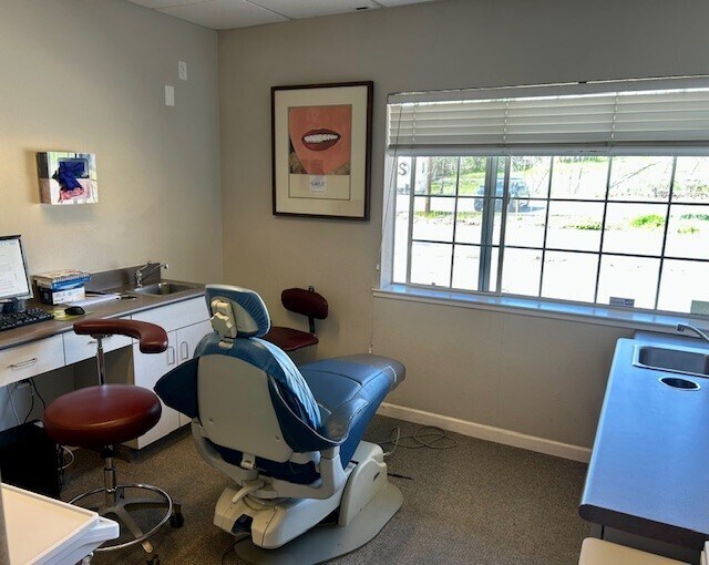 More Photos Of 493 Pleasant Valley Rd, Diamond Springs Medical For Lease