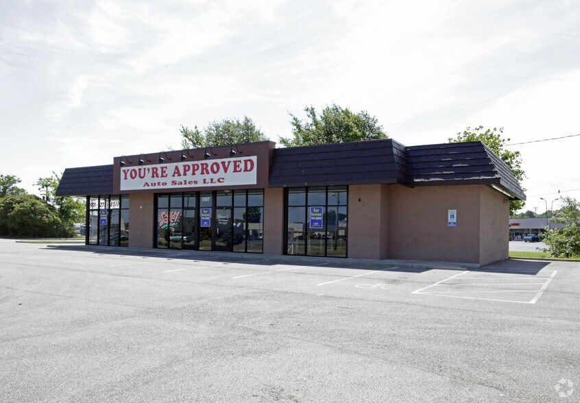 More Photos Of 5107 Summer Ave, Memphis Freestanding For Lease