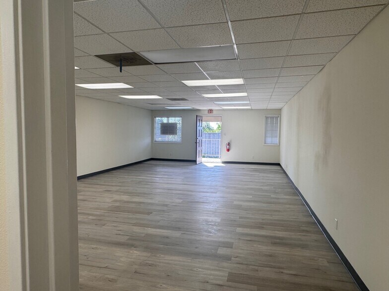 More Photos Of 721 W Whittier Blvd, La Habra Medical For Lease