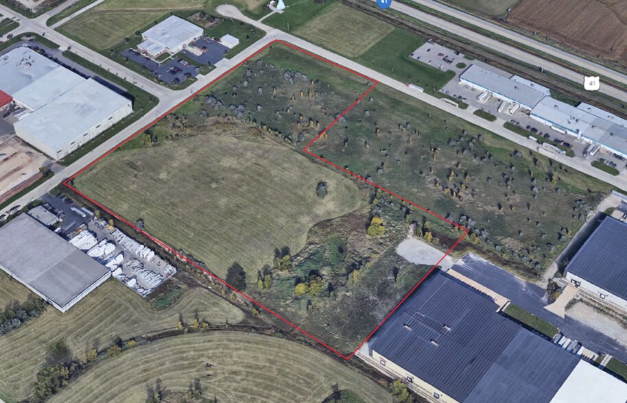 More Photos Of 2101 Bohm Dr, Little Chute Land For Lease