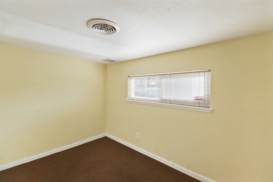 More Photos Of 4731 El Camino Ave, Carmichael Office For Sale