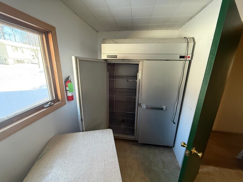 More Photos Of 1640 W US-2, Crystal Falls Restaurant For Sale