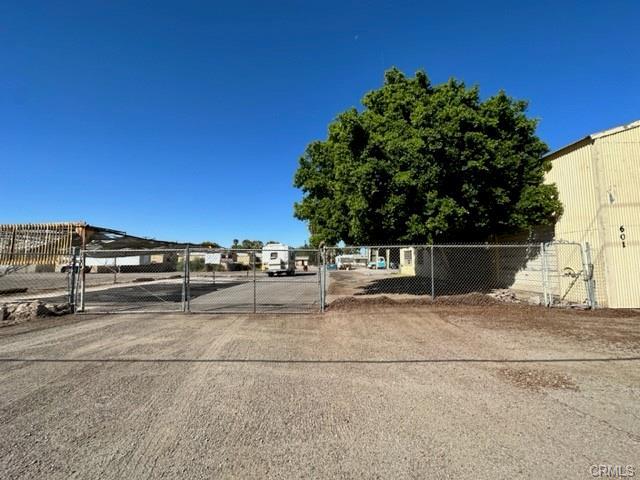 More Photos Of 601 S Lovekin Blvd, Blythe Warehouse For Sale