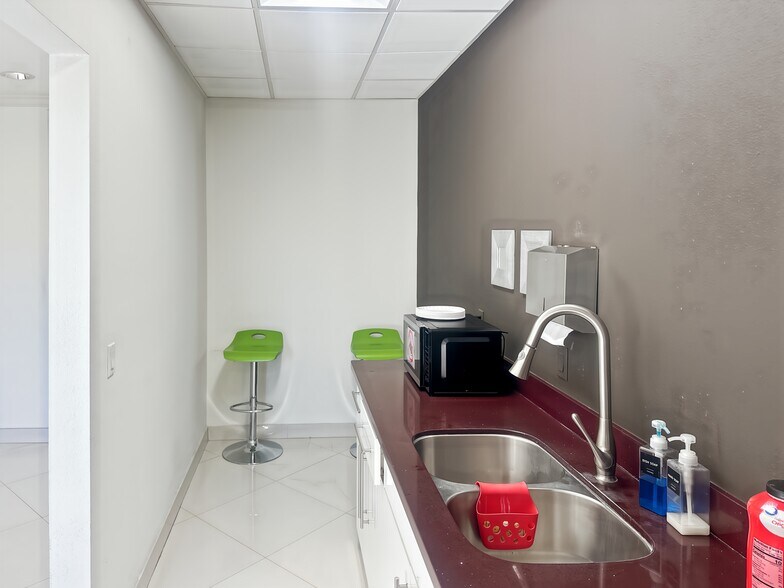 More Photos Of 27281 Las Ramblas, Mission Viejo Coworking Space