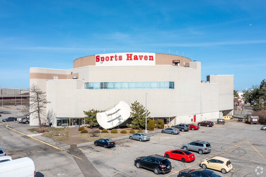 More Photos Of 600 Long Wharf Dr, New Haven Land For Lease