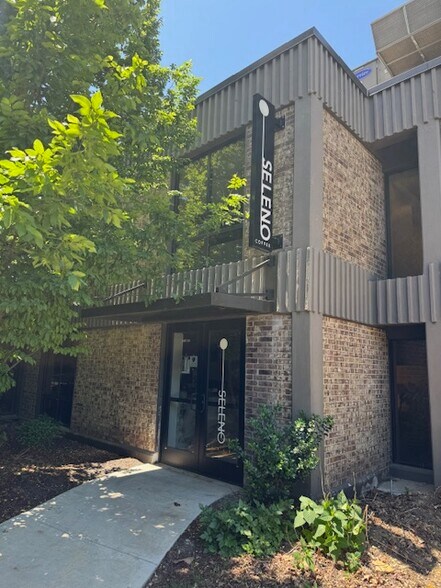 More Photos Of 6330 Lamar Ave, Overland Park Unknown For Lease