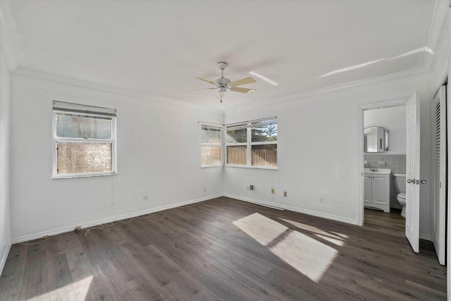 More Photos Of 101 S Colorado Ave, Stuart Office For Lease