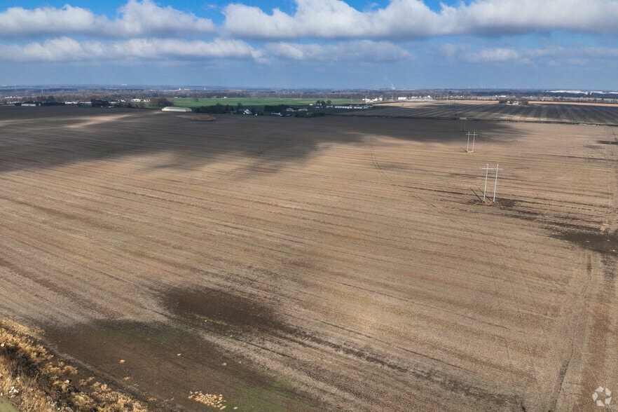 More Photos Of Rickenbacker South, Lockbourne Land For Sale