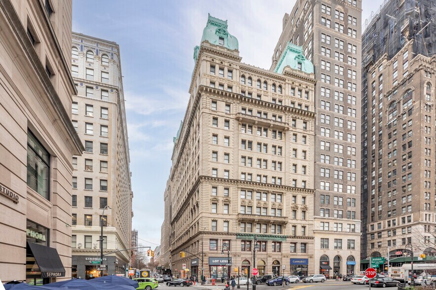 Primary Photo Of 44 Court St, Brooklyn Medical For Lease