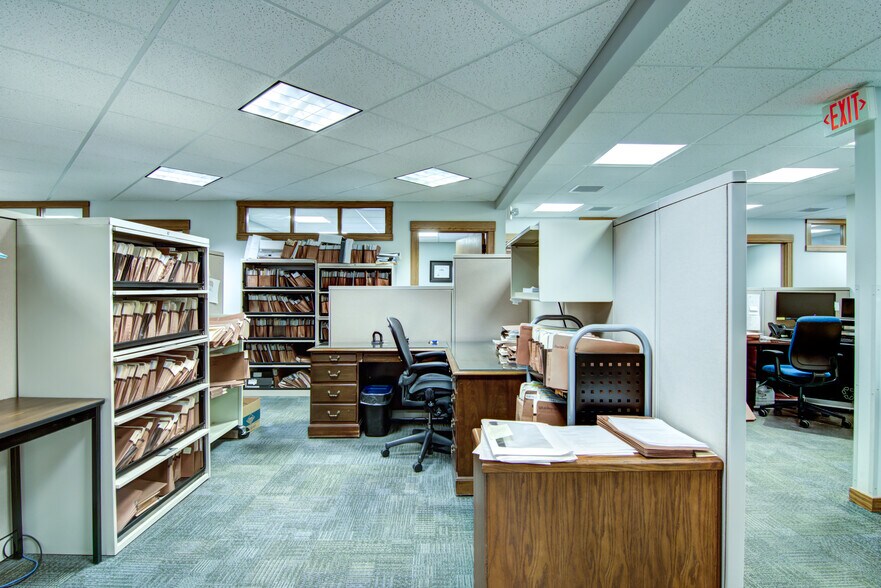 More Photos Of 3624 Oakwood Hills Pky, Eau Claire Office For Sale