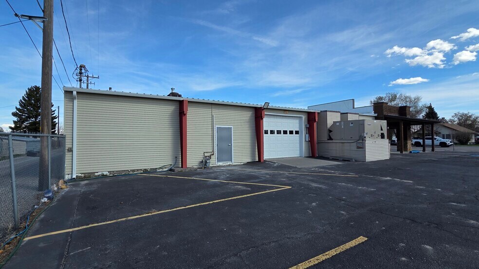More Photos Of 180 W Main St, Rigby Industrial For Lease