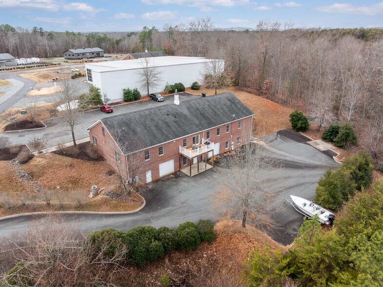 More Photos Of 95 Zion Station Ct, Troy Flex For Sale