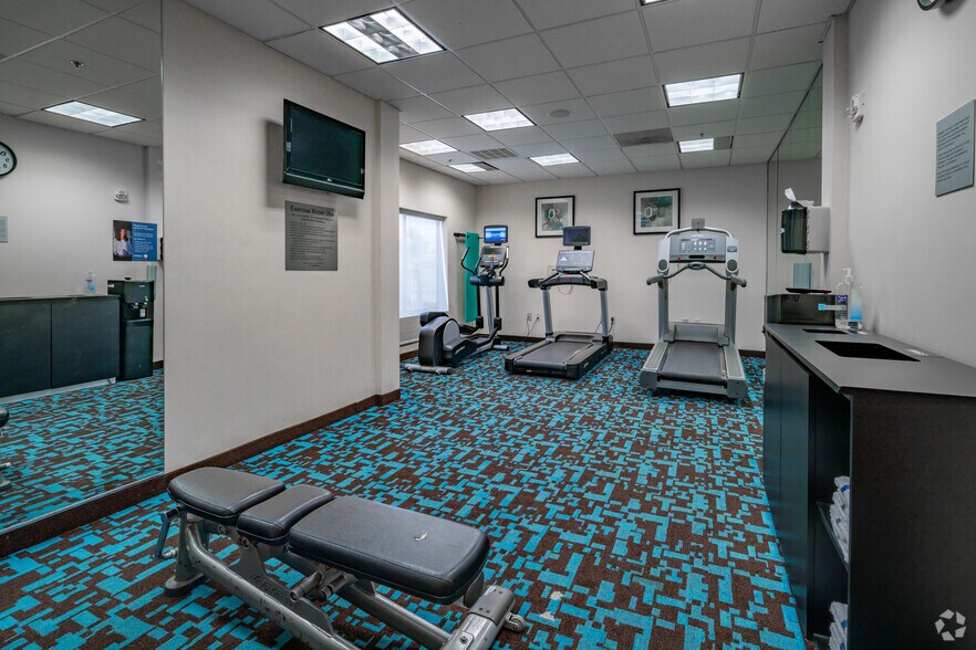 More Photos Of 4026 Wiseman Blvd, San Antonio Hotel For Sale