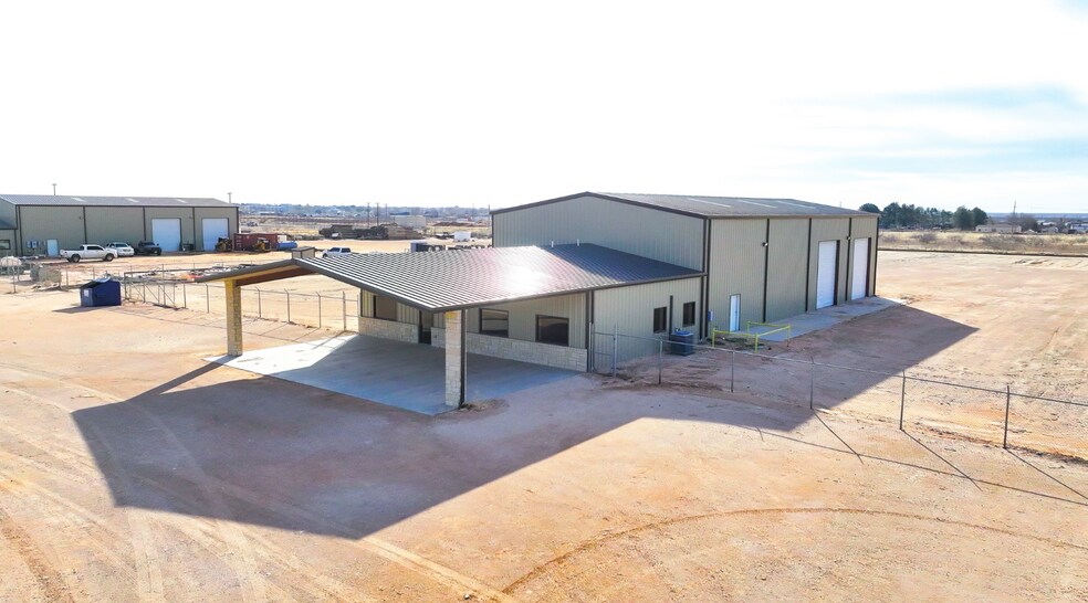 More Photos Of 1506 County 140 rd, Midland Warehouse For Lease