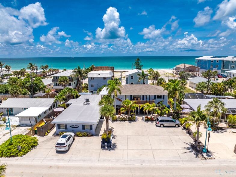 More Photos Of 1130 Gulf Blvd, Englewood Apartments For Sale
