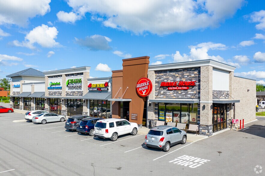 More Photos Of 588 Fire Station Rd, Clarksville Unknown For Lease