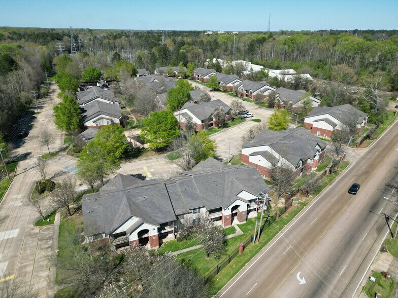 More Photos Of 1636 Raymond Rd, Jackson Apartments For Sale