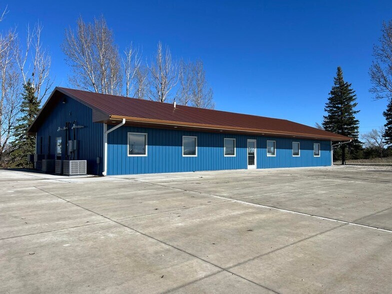 More Photos Of 14096 446th Ave, Waubay General Retail For Sale