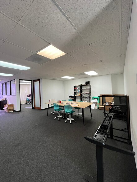 More Photos Of 1650 Westwood Blvd, Los Angeles Loft Creative Space For Lease