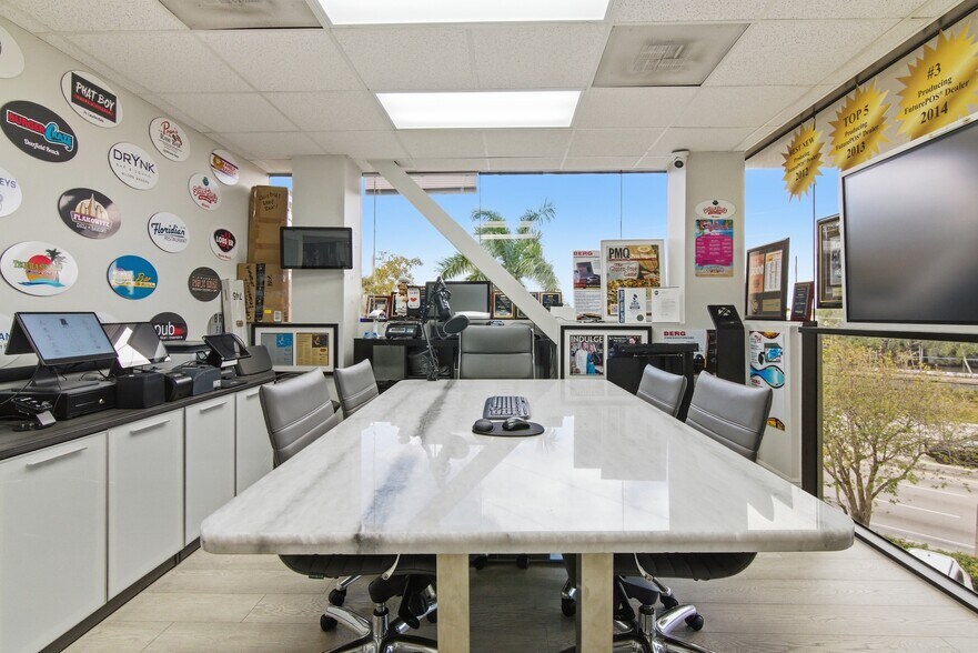 More Photos Of 1640 W Oakland Park Blvd, Fort Lauderdale Office For Sale