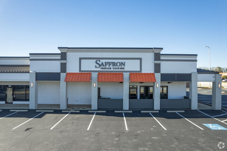 More Photos Of 1178 Woodruff Rd, Greenville Unknown For Lease