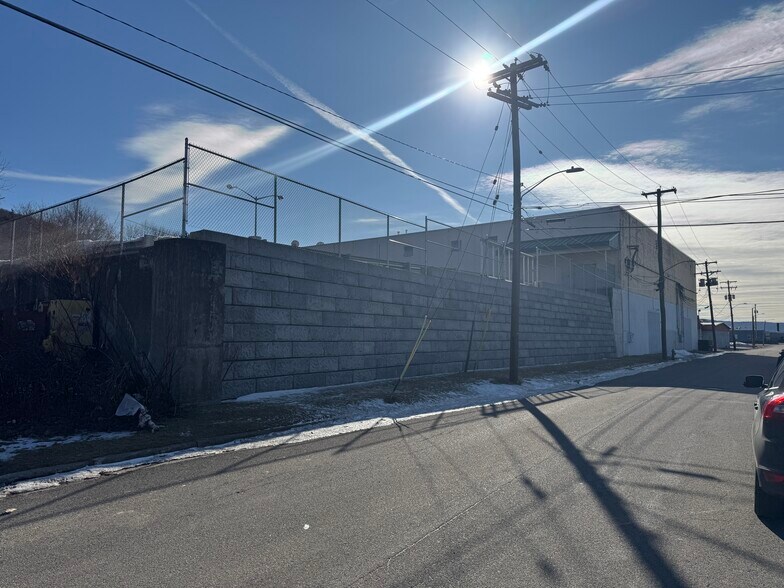 More Photos Of , Binghamton Unknown For Sale