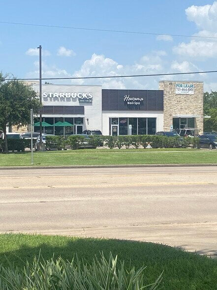 More Photos Of 1427 Broadway St, Pearland Storefront For Sale