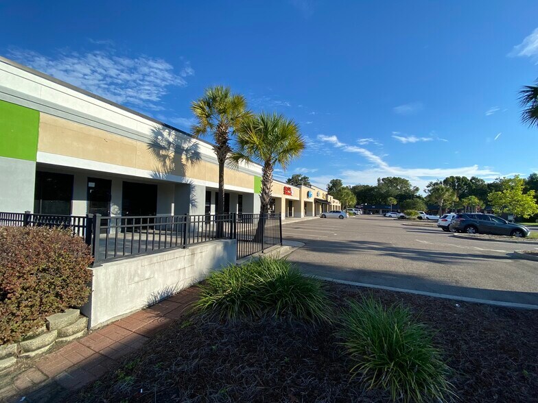 More Photos Of 1662 Savannah Hwy, Charleston Freestanding For Lease