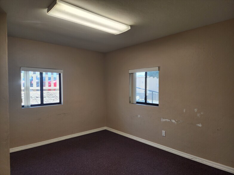 More Photos Of 154 E Merritt St, Prescott Medical For Lease