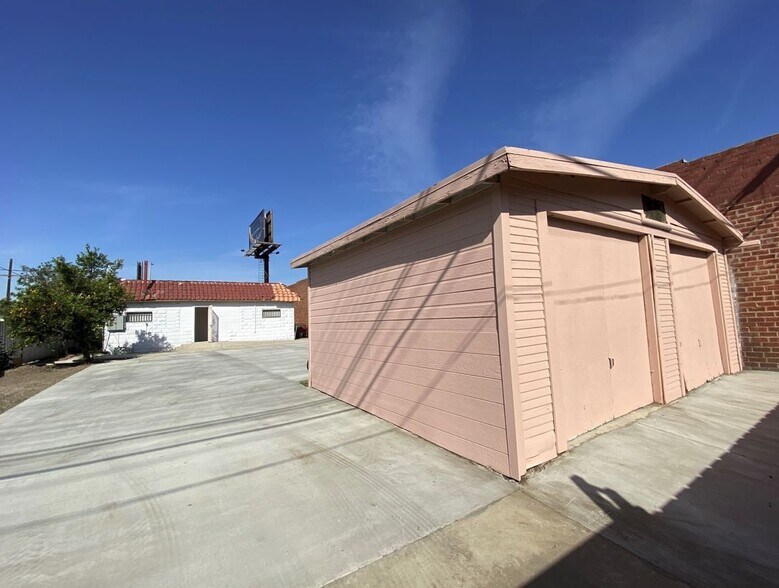 More Photos Of 5324-5326 Pacific Blvd, Huntington Park Manufacturing For Sale