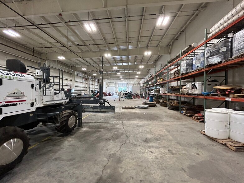 More Photos Of 24 Williams Way, Bellingham Research And Development For Lease