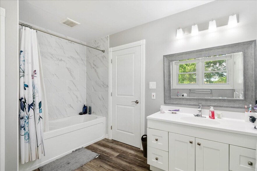 More Photos Of 383731 Salford Rd, Salford Freestanding For Sale