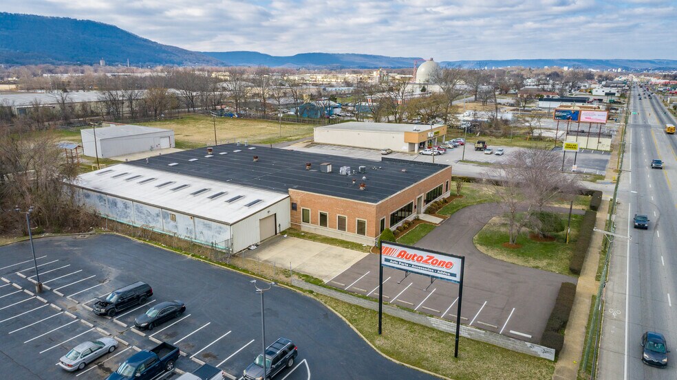 More Photos Of 4301 Rossville Blvd, Chattanooga Service For Lease