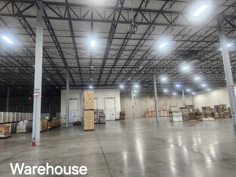 More Photos Of 160 Pierce St, Somerset Warehouse For Lease