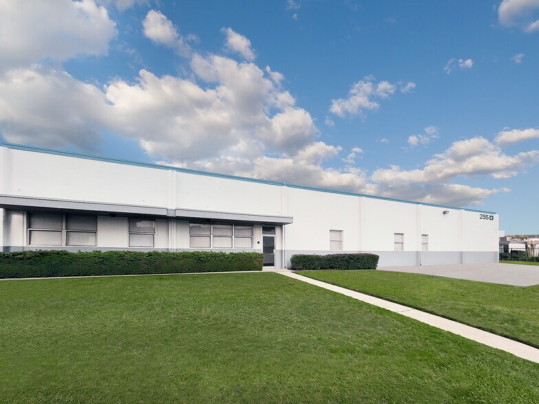More Photos Of 255-263 Utah Ave, South San Francisco Distribution For Lease