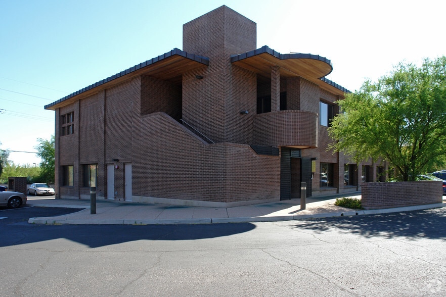 More Photos Of 6969 E Sunrise Dr, Tucson Office For Lease