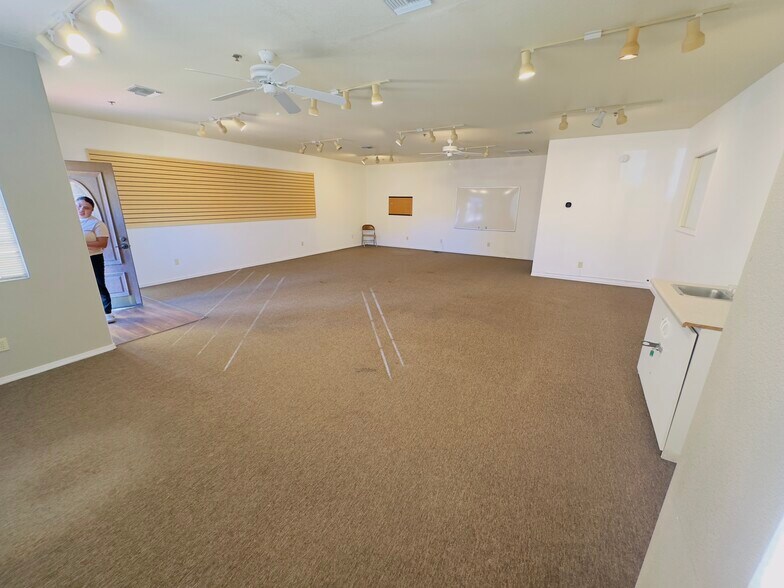 More Photos Of 101 S Main St, Cottonwood Unknown For Lease