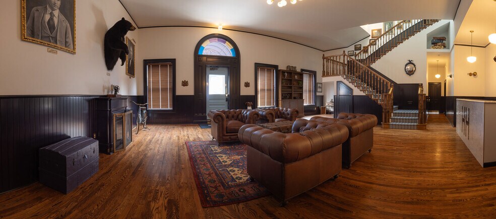 More Photos Of 235 E Main St, Dayton Hospitality For Sale