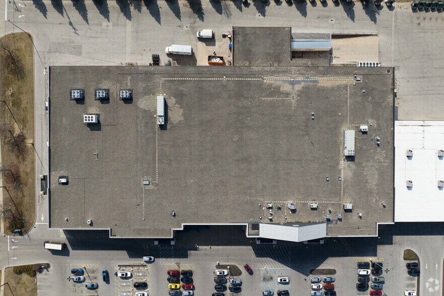 More Photos Of 7545-7633 Sylvania Ave, Sylvania Unknown For Lease