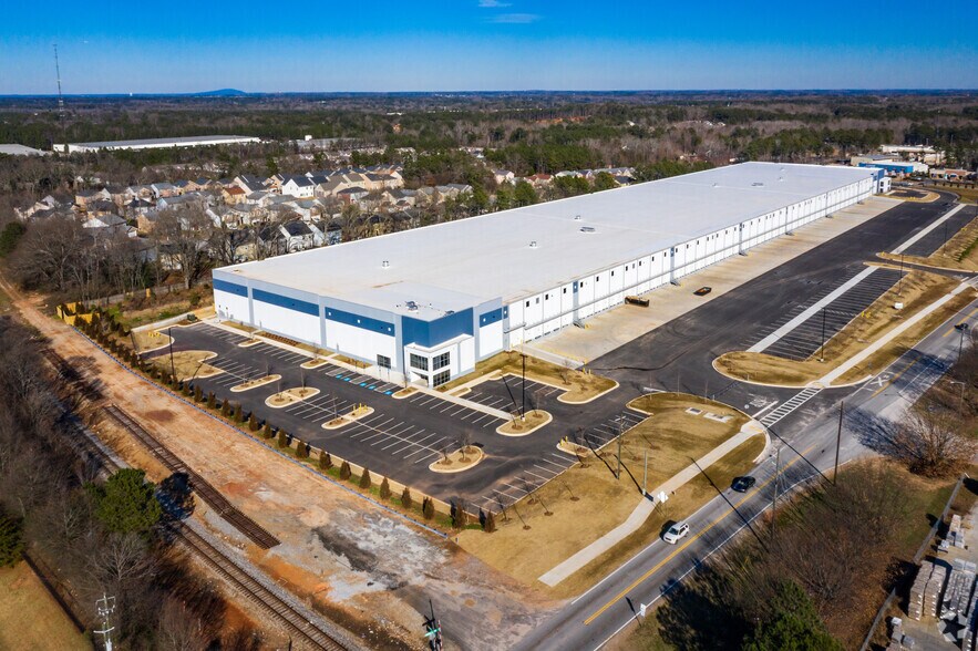 More Photos Of 1412 Battle Creek Rd, Jonesboro Warehouse For Lease