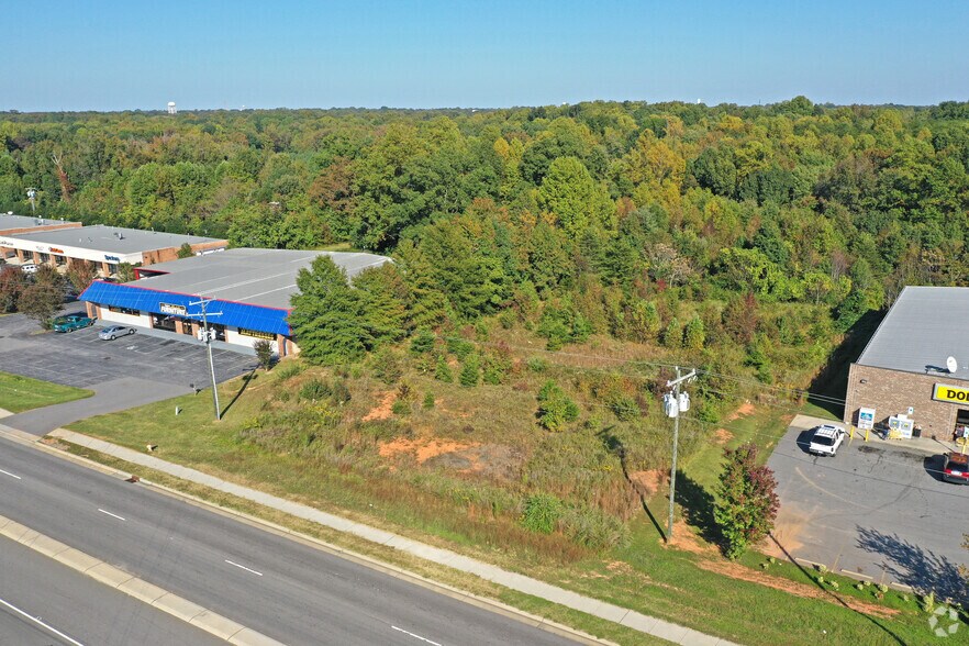 More Photos Of Freeway Dr, Reidsville Land For Lease