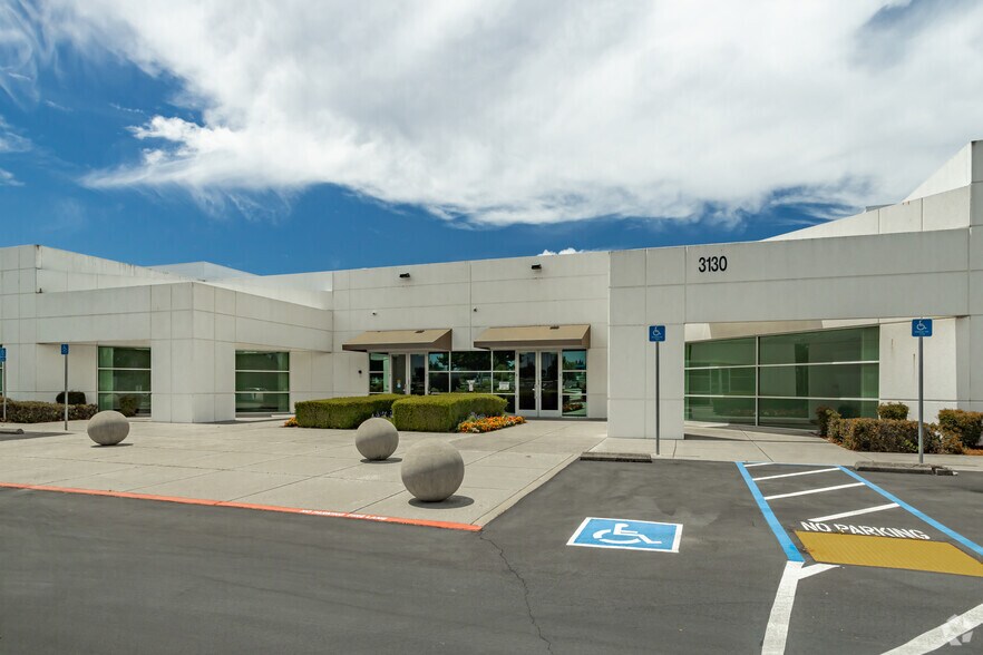 More Photos Of 3130 Kilgore Rd, Rancho Cordova Office For Lease
